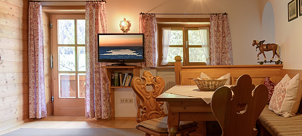Copyright Gerlind Schiele Photography Tegernsee +49 (0) 170 - 908 85 85 Ferienwohnung Wallberg im Festlhof in Rottach-Egern am Tegernsee